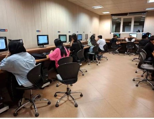 دانشجویان دوره ICDL